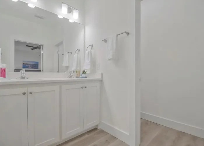 Chasing Dreams Townhome Ii Apartment