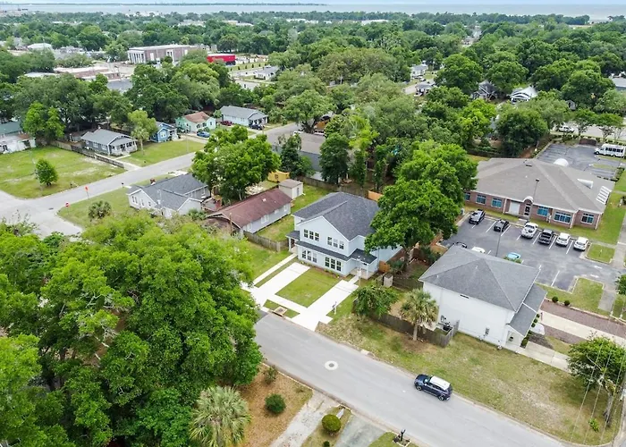 Apartment Chasing Dreams Townhome Ii Pensacola